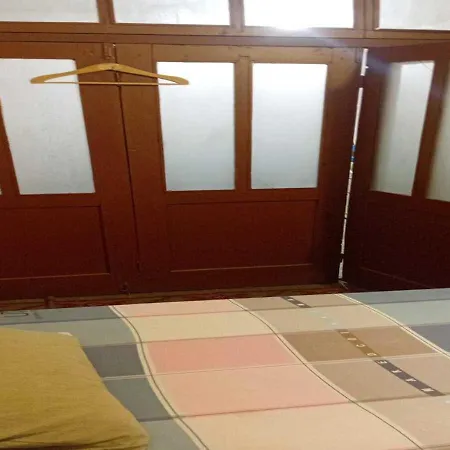 Businesses 2 * Polisi i Vogel